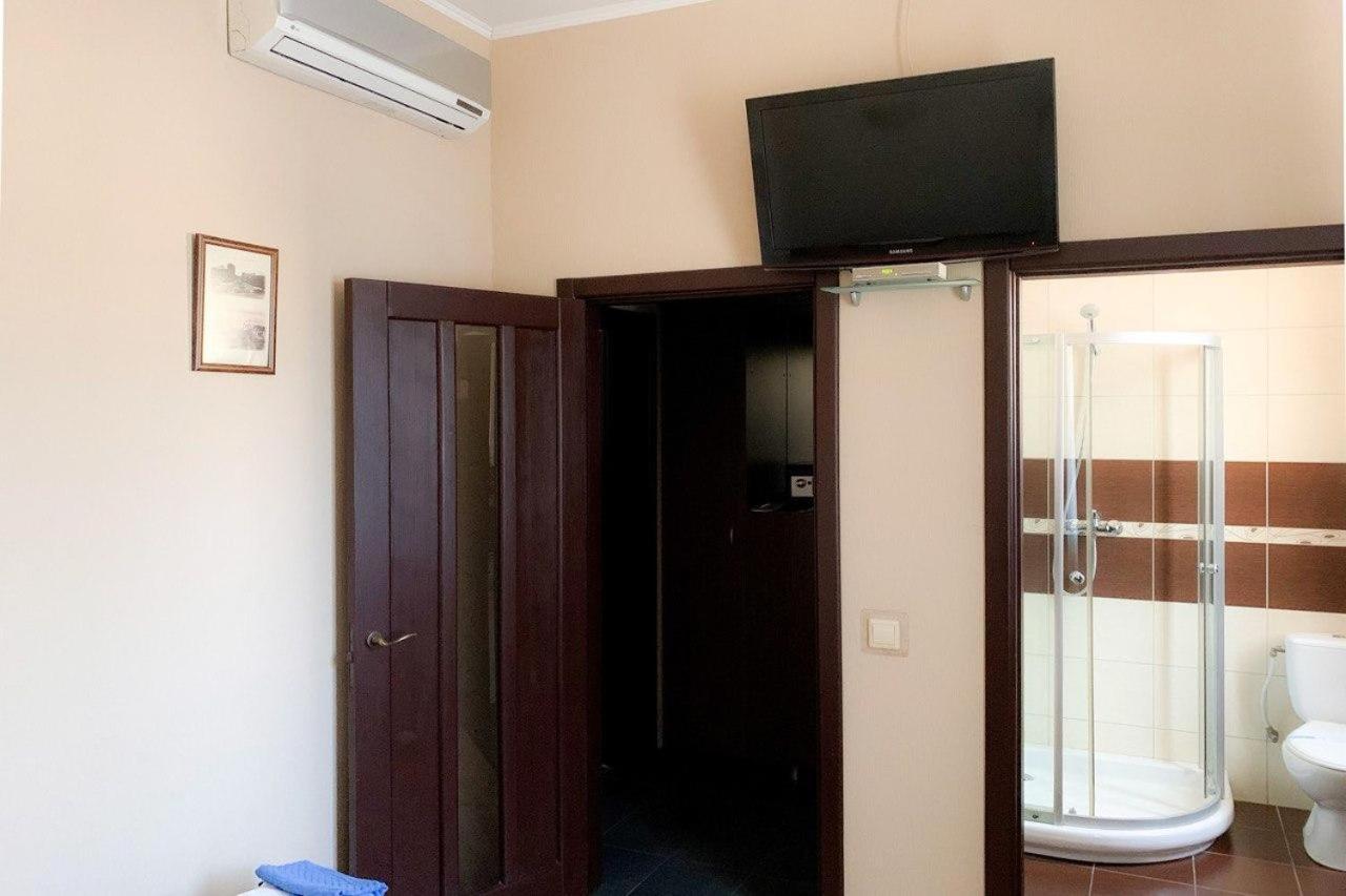 Etoile Hotel Kharkov Luaran gambar